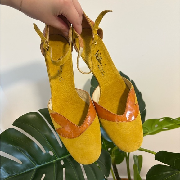 Vintage Italian Leather Yellow and Orange Pumps Size 9 - Picture 2 of 16